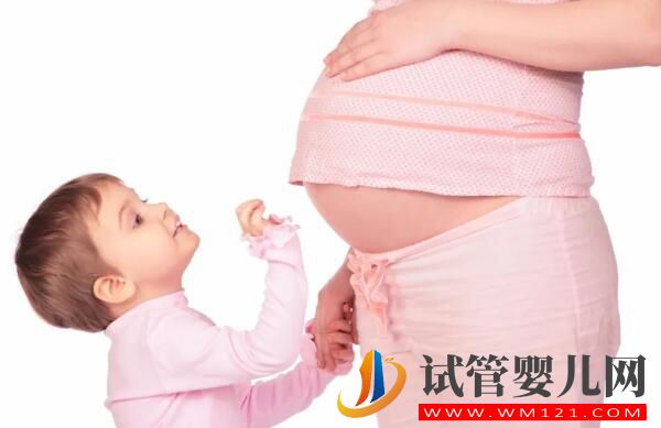 女性40岁适合做试管婴儿吗？做试管需要注意什么(图1)