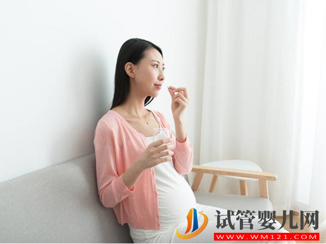 孕妇嘴巴经常发酸别忽视，孕早期判断生男生女全靠这一点(图1)